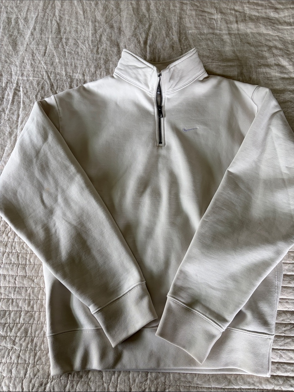 Nike Men's 1/4 solo swoosh sweatshirt